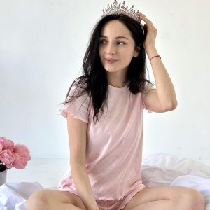 Жіноча піжама футболка+шорти з рюшами Rose Amour, блідо-рожева