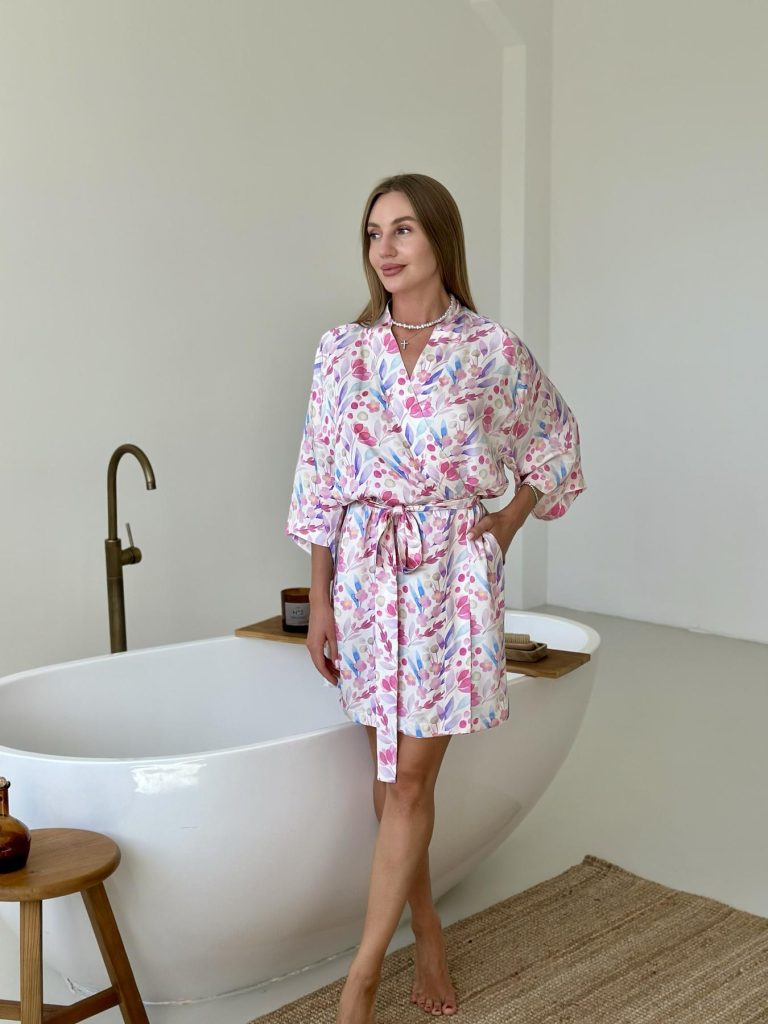 Жіночий халат COSY з полірованого штапелю Aura квіти